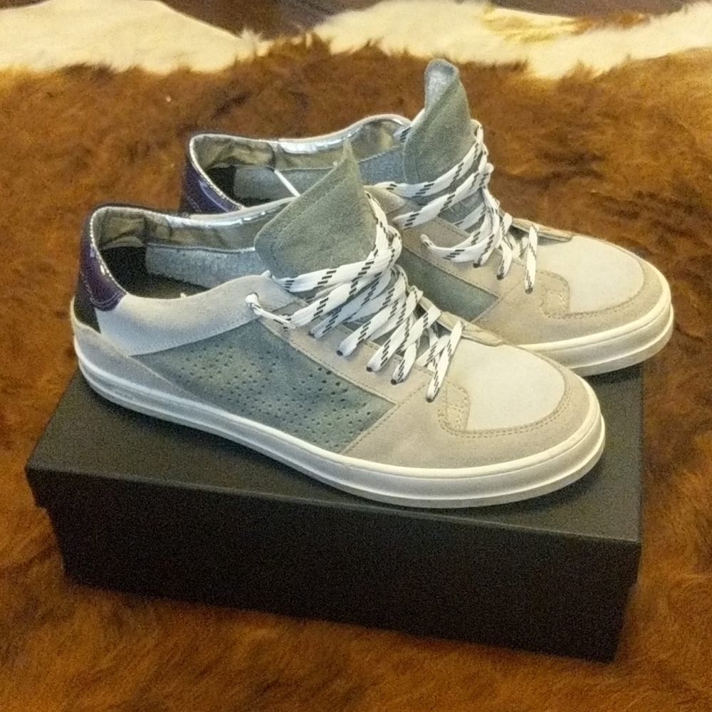 P448 Sneakers